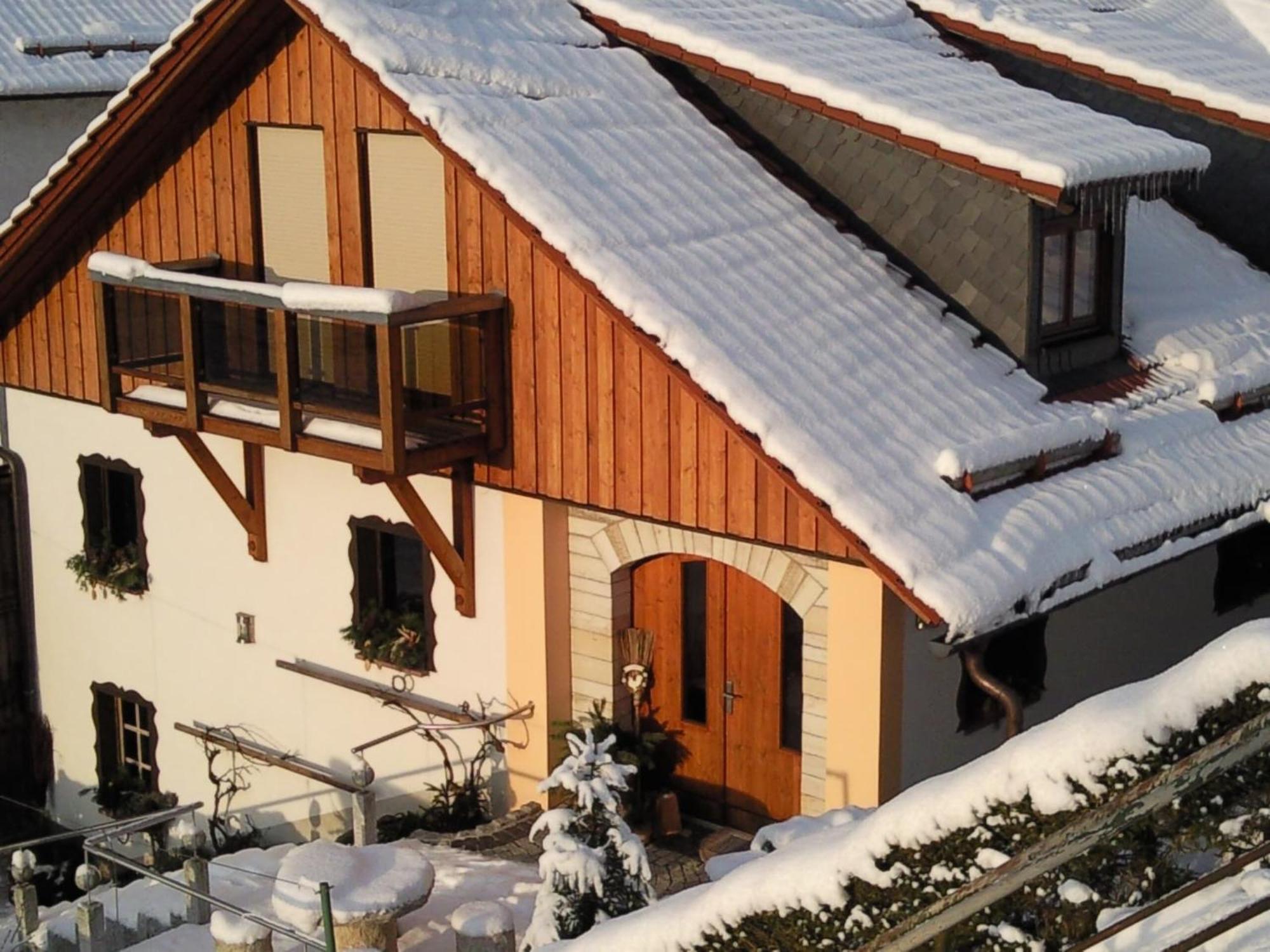 Quaint Farmhouse In Langenbach Near The Lake Exterior photo